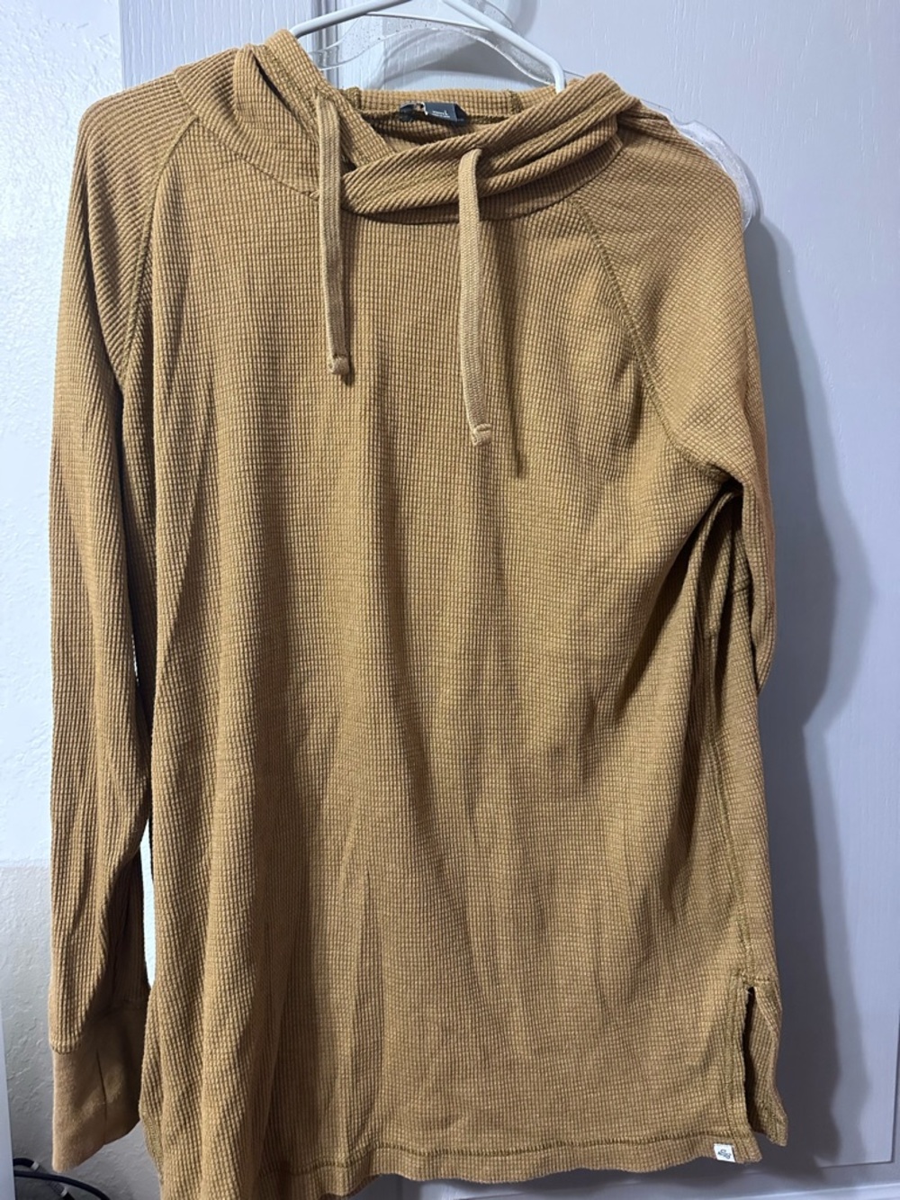 Women’s hooded Waffle Knit Long Sleeve Shirt Large/Long